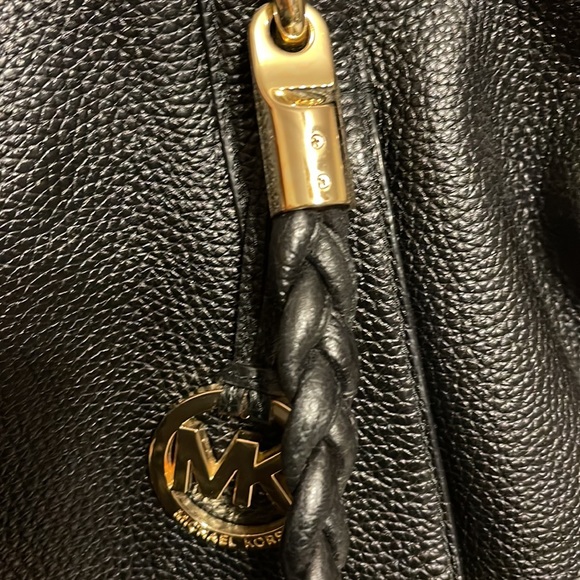 Michael Kors Shoulder Bag - Picture 10 of 10